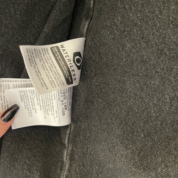 FLASH SALE 💋 • Levis • Sherpa Black and Grey Denim Sherpa Jacket in Black Sheep - Picture 6 of 12